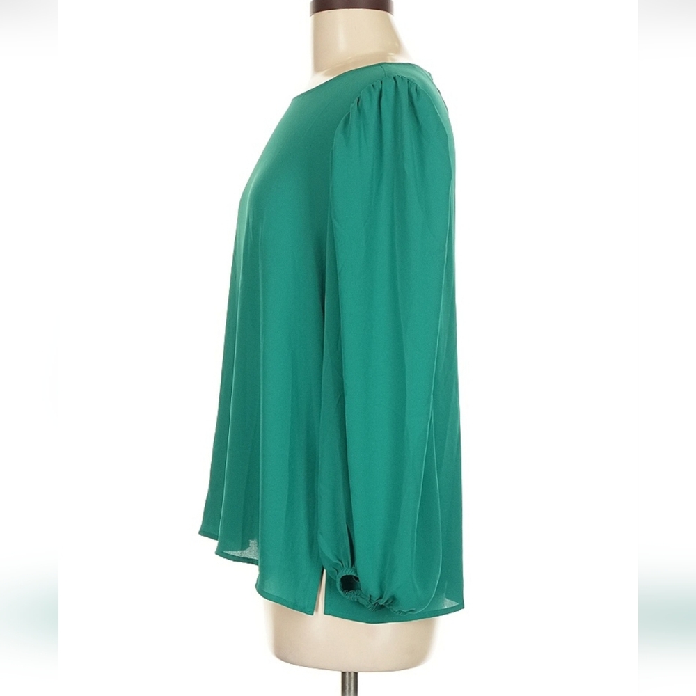 LOFT Green Women's Blouse - Picture 2 of 4